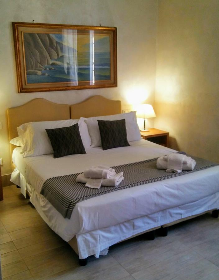 Amoroma Domus Bed and Breakfast Esterno foto